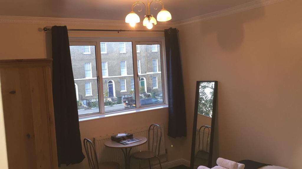 Commercial Road Homestay Londen Buitenkant foto